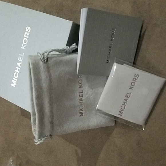 Michael Kors Linked Statement Bracelet Gold Tone Sterling Silver Pave CZ NWT - Picture 11 of 16